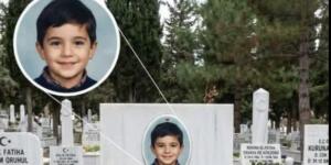 Ormanda bir mezar taşına rastladım